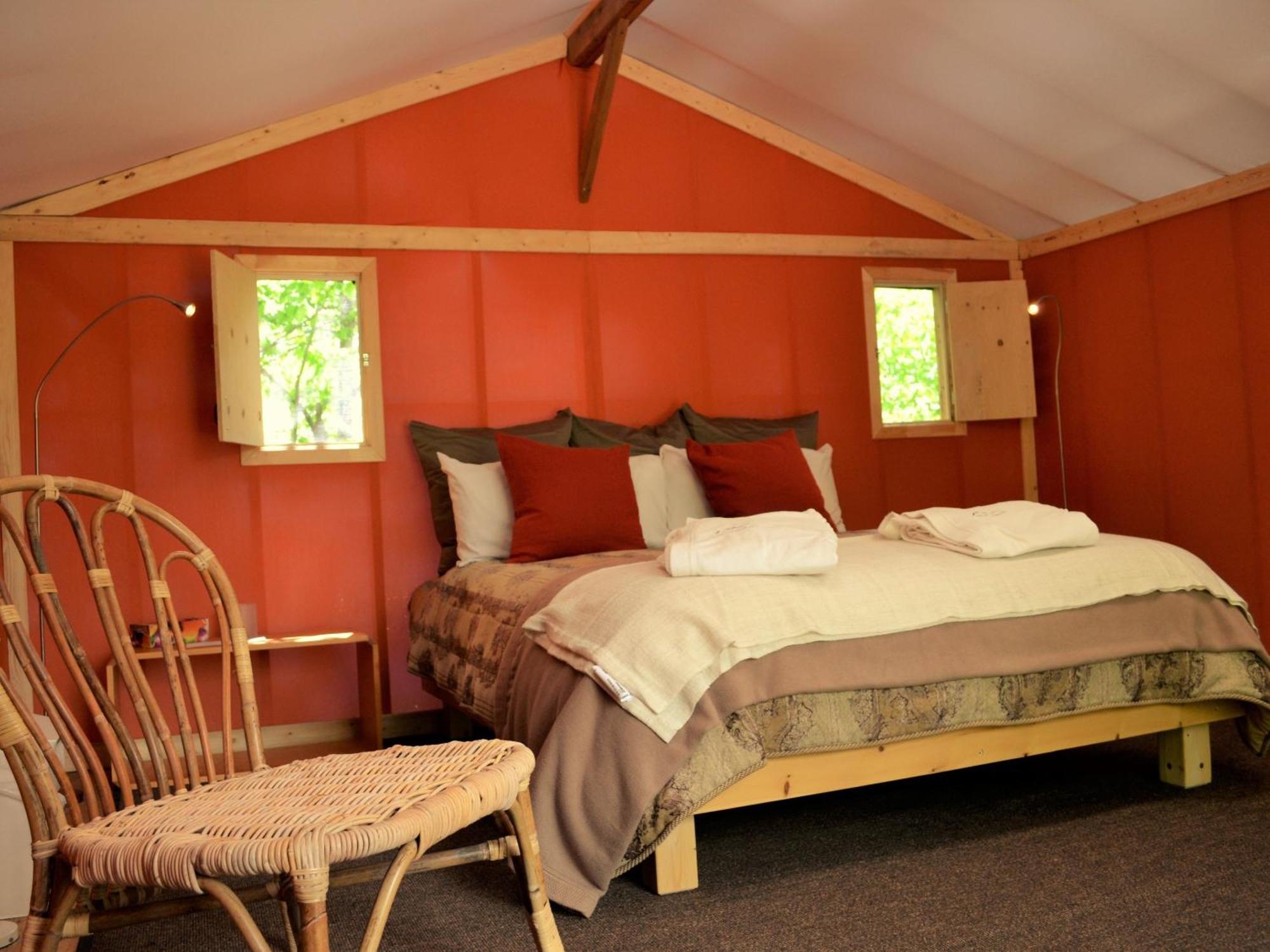 Éco Spa Highland Grenville-Sur-La-Rouge Habitación foto